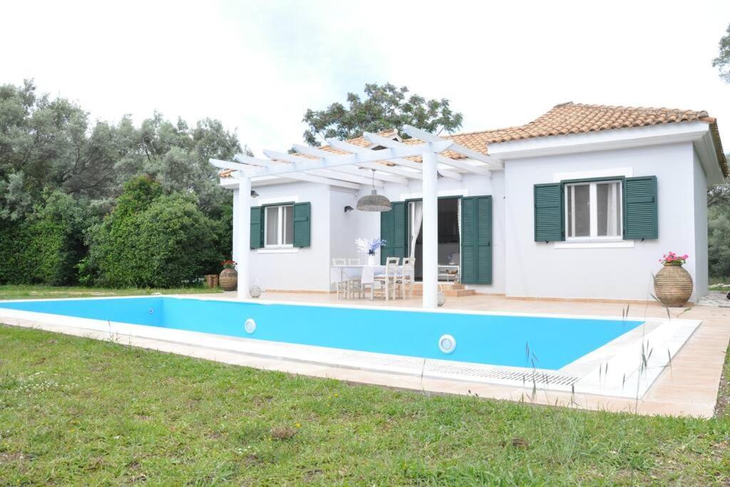 Villa Erietta Near Lefkas Center Apólpena Kültér fotó